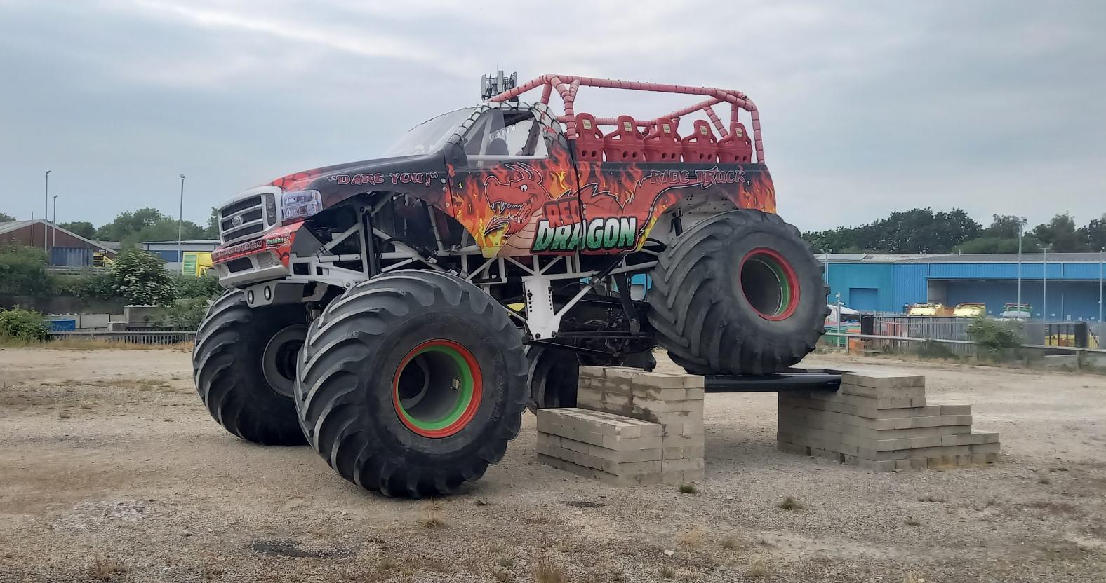 belzona-monstertruck-backwheel
