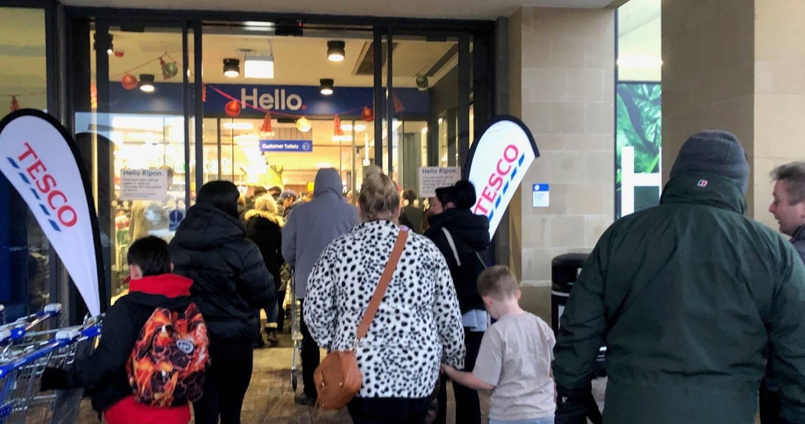 customers-arrive